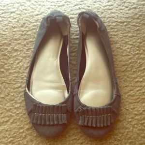 ✨ MOVING SALE!! ✨  Gently used GAP flats, size 10
